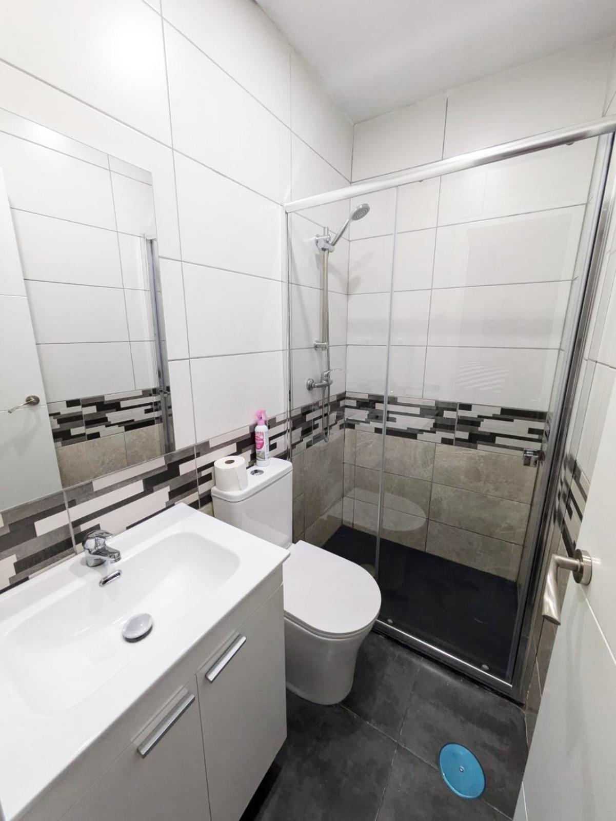 Madrid Apartaments מראה חיצוני תמונה