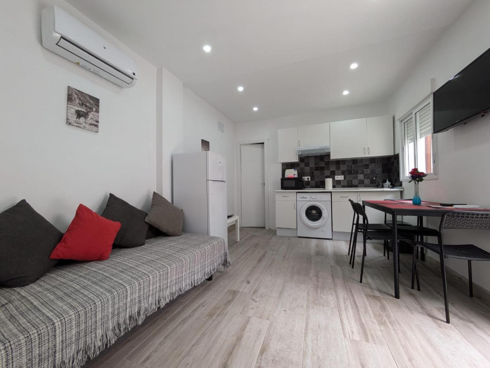 Madrid Apartaments מראה חיצוני תמונה